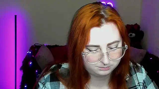 Alicia_love00 webcam