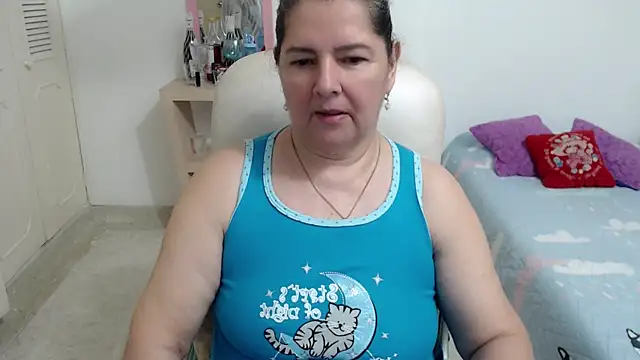 leonela_69 webcam