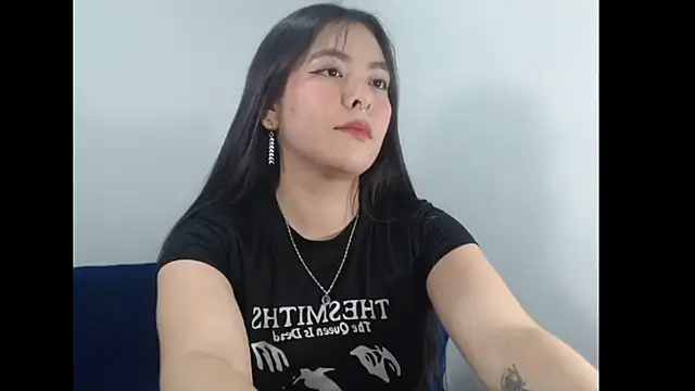 EloiseJun webcam