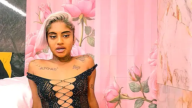 indian_barbie webcam