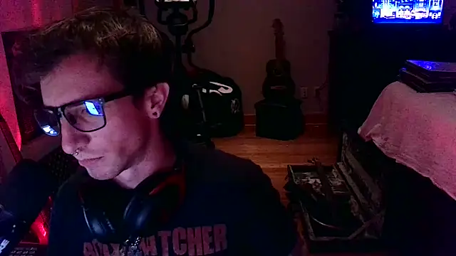 LEVIATHANX666 webcam