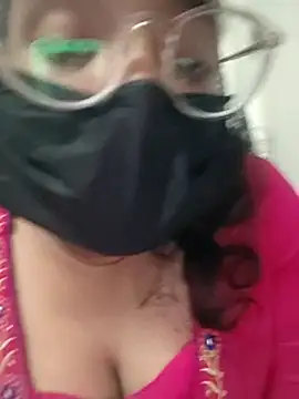 MaggieTelugu-15 webcam