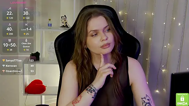 kate_mermaid (F young) - doggy without panties