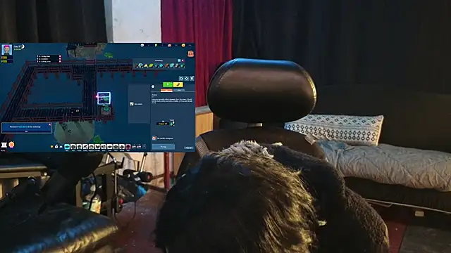 april_show_her webcam