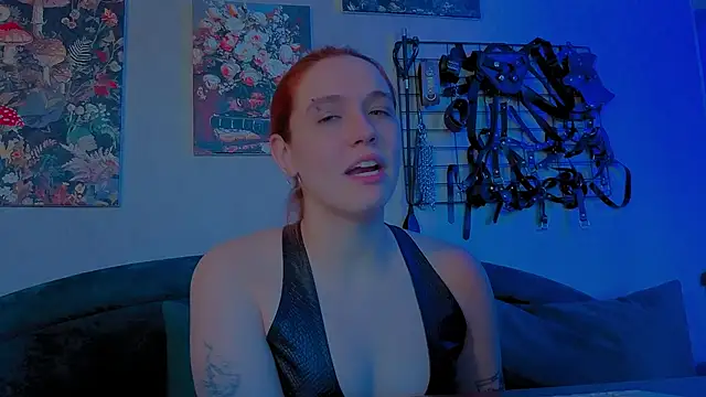 the_high_priestess webcam