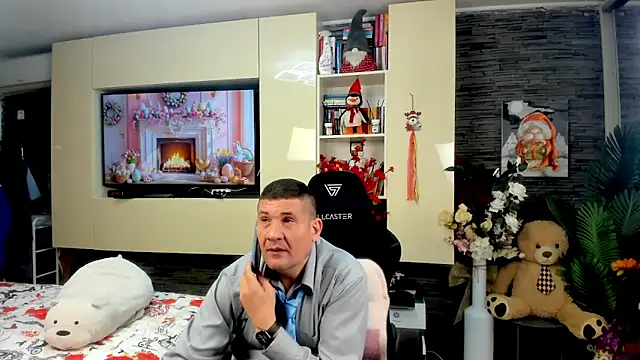 SpartacusDaddy48 webcam