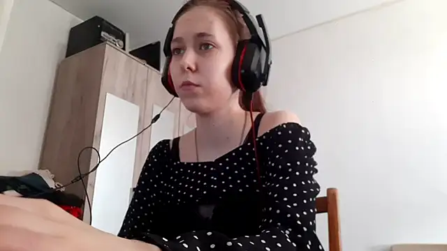 Annette_meow1 webcam