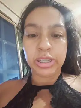 Scarlettt_Kiss webcam