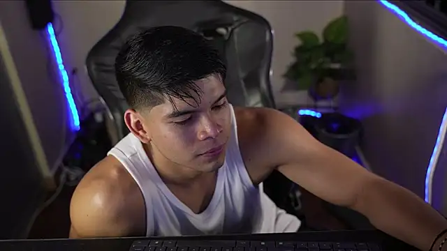 david_capizzi_ (M young) - enjoy this explosion of milk