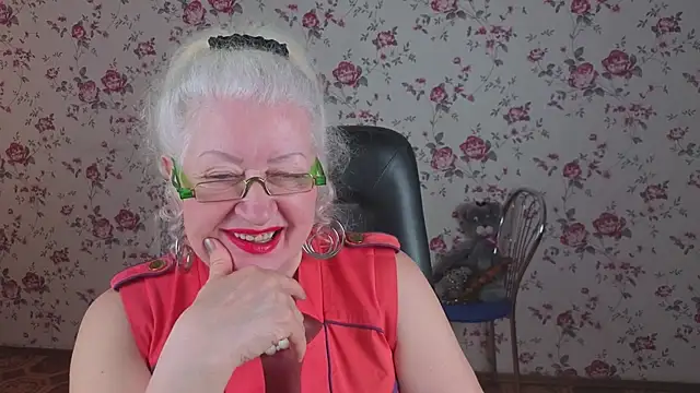 Maya_Mayflower webcam