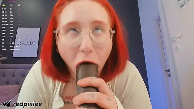 omgsexxxypixie webcam