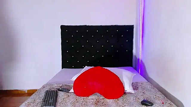 valen_colombian69 webcam