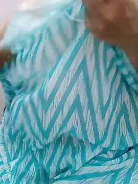 Tamil_aishu09 webcam