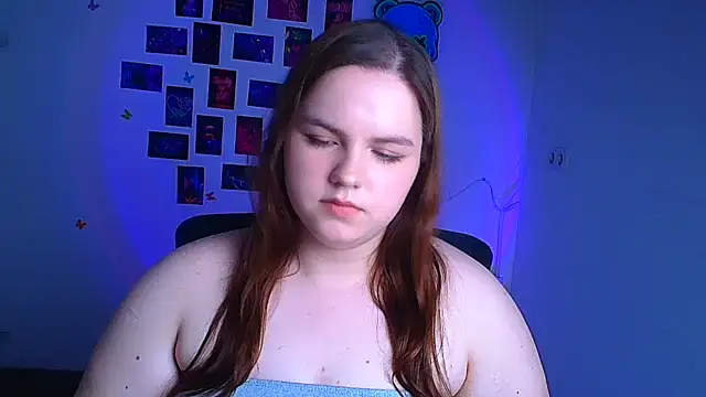 Kitty_Mia_Kitty webcam