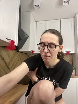 martiniiselenna - MartiniiSelenna's free webcam - UK Sex Cams
