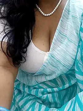 Tamil_aishu09 webcam