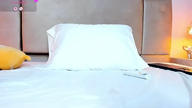 isabel_sofiaa webcam