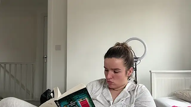 maisiesmithx live sex cam