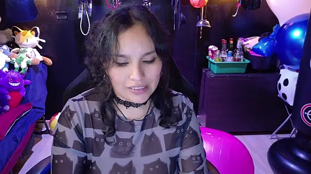 kureiji_hentaii webcam