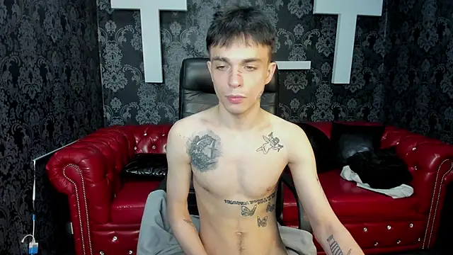 clarkbev (M twink) - All Naked💕