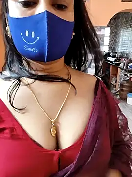 naughty_nataasa (F milf) - Boobs oiling