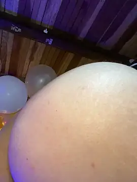 Sophia_Weest99 webcam