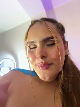 Aliison_Smith webcam