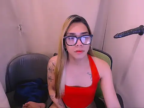 velvetviper06 webcam