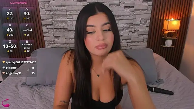 sophia_deluxe18 webcam