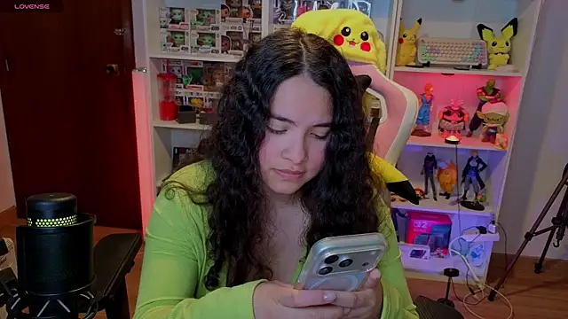 Sweet_sully__'s room