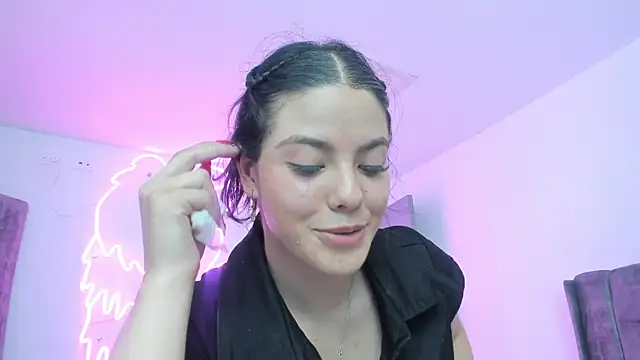 Evelin__thompsson webcam