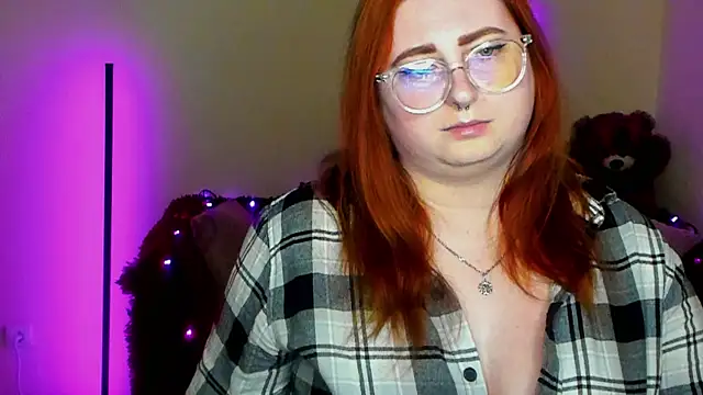 Alicia_love00 webcam