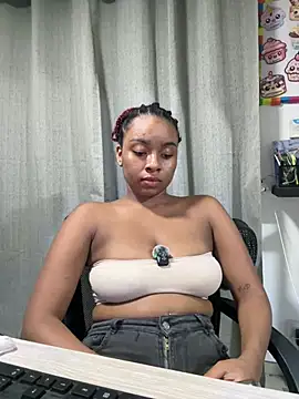 Kloe_rousse01 webcam