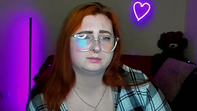 Alicia_love00 webcam