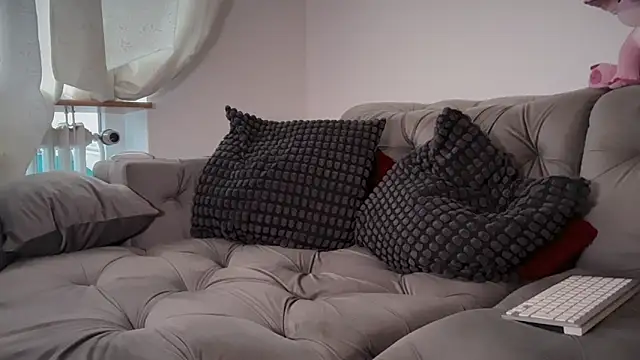 iam_valentinadoll webcam