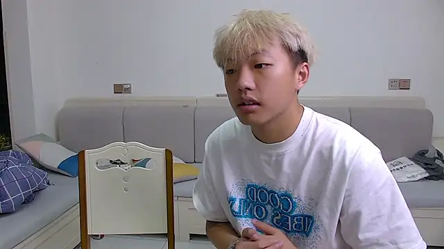 Chocolates-001 webcam