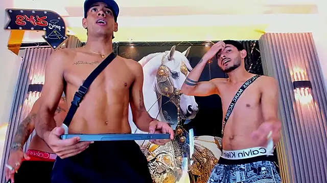 the_knights_of_the_night_ webcam