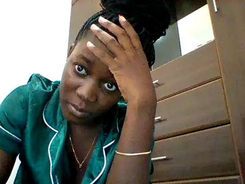 alessandrajenna - Alessandrajenna's free webcam