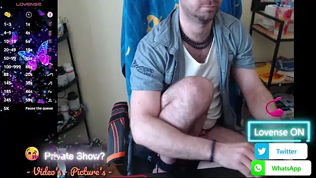 RealManHaveHairy webcam