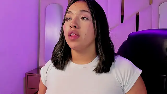 IsabellRodriguez18 webcam