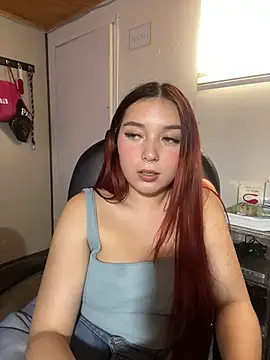 Karen18_boobs webcam