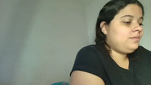 luisahot_9727 webcam