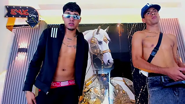 the_knights_of_the_night_ webcam