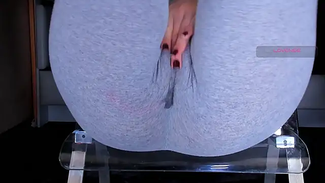 Cameltoe_squirt_inPants webcam