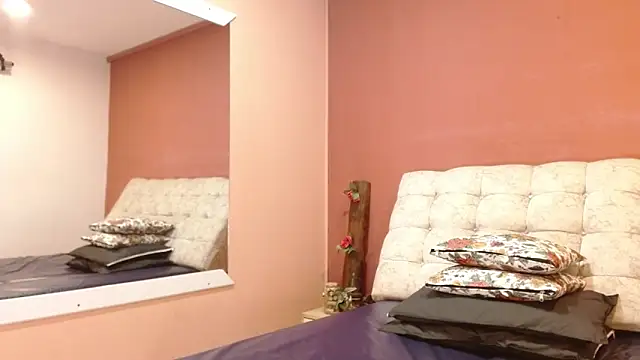 PaulinaColeman webcam