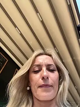 vikabunny1 - VikaBunny1's free webcam - UK Sex Cams