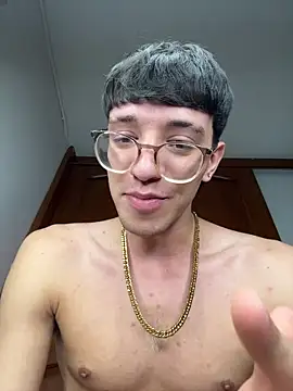 ArthurDaviess webcam