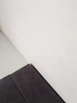 BLACK_BOTTOM03 webcam