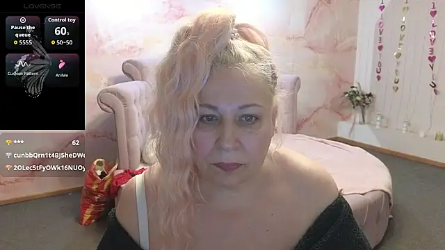 Penelope_Pinky webcam