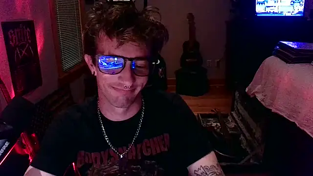 LEVIATHANX666 webcam